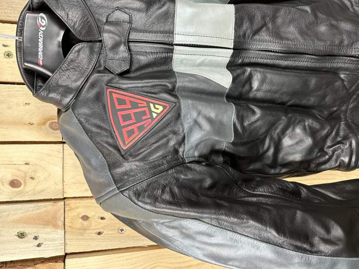 CHAQUETA T-S DE MOTO GARIBALDI NEGRA C