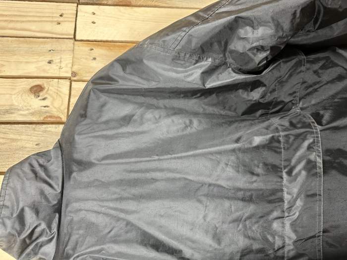 CHAQUETA T-M IMPERMEABLE GARIBALDI NEGRO