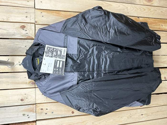 CHAQUETA T-L IMPERMEABLE GARIBALDI NEGRA 1