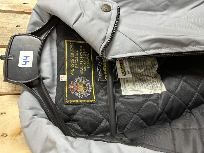 CHAQUETA T-S CASUAL IMPERMEABLE GARIBALDI GRIS