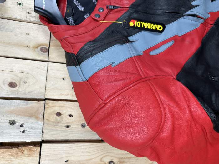 CHAQUETA T-L MOTO GARIBALDI ROJO 54