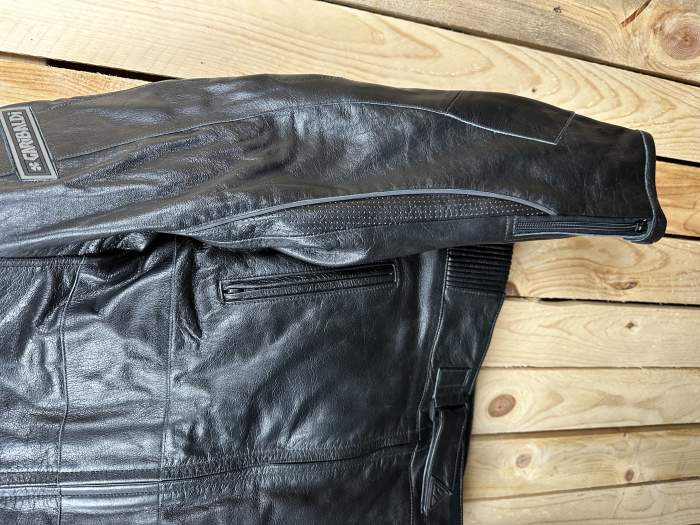CHAQUETA T-M DE MOTO GARIBALDI NEGRA 5