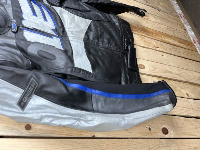 CHAQUETA T-S DE MOTO O1E NEGRA 1