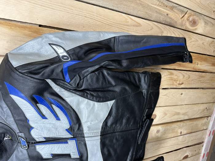 CHAQUETA T-S DE MOTO O1E NEGRA 1