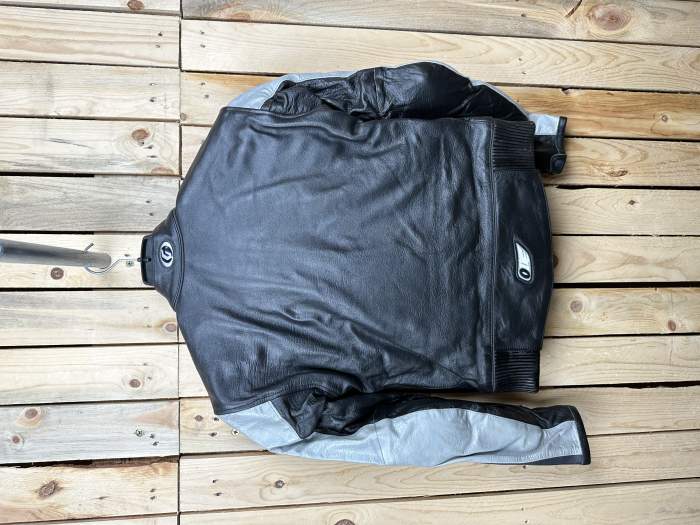 CHAQUETA T-S DE MOTO O1E NEGRA 1