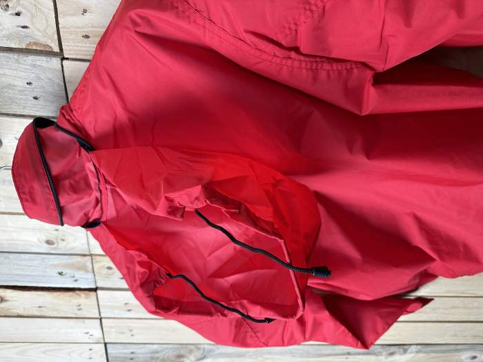 CHAQUETA T-S CHUBASQUERO GARIBALDI ROJO 46