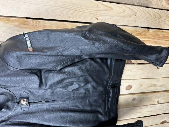 CHAQUETA T-S DE MOTO GARIBALDI CUERO NEGRO