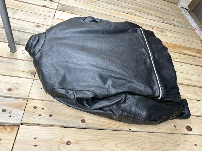 CHAQUETA T-S DE MOTO GARIBALDI CUERO NEGRO