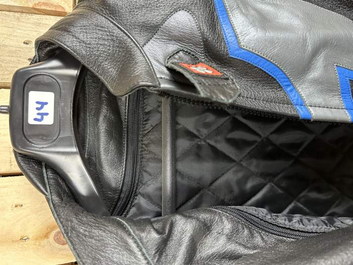 CHAQUETA T-S DE MOTO GARIBALDI 1 NEGRA 2