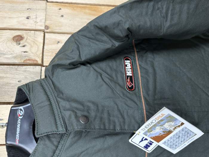 CHAQUETA T-S IMPERMEABLE KIWI GRASA VERDE