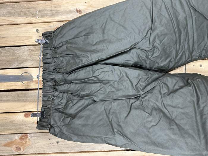 PANTALON IMPERMEABLE TERMICO GRASA VERDE M