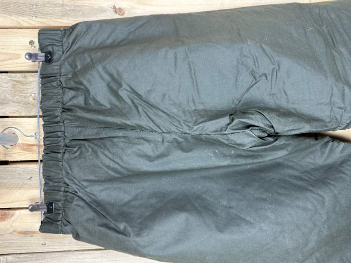 PANTALON IMPERMEABLE TERMICO GRASA VERDE L