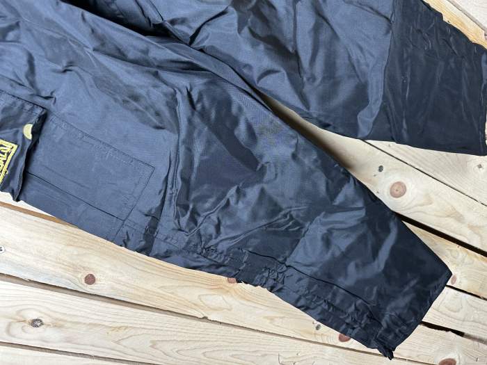 PANTALONES T-M IMPERMEABLES GARIBALDI NY 2