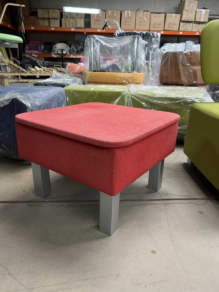 TABURETE LARS ROJO - QrBox.es