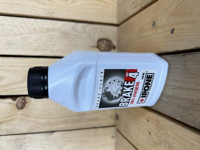 IPONE LIQUIDO DE FRENOS DOT4 500ML