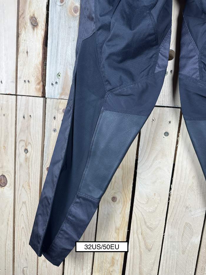 Pantalon T-32US/50EU Shot Enduro Shining Black