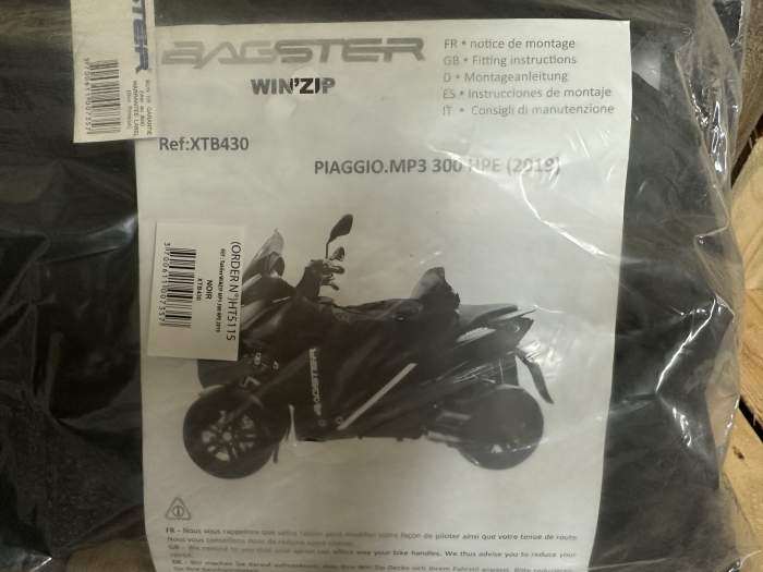CUBREPIERNAS BAGSTER  WINZIP MP3 300 HP3 2019
