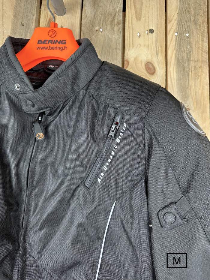 CHAQUETA T-M BERING CONRAD BLACK