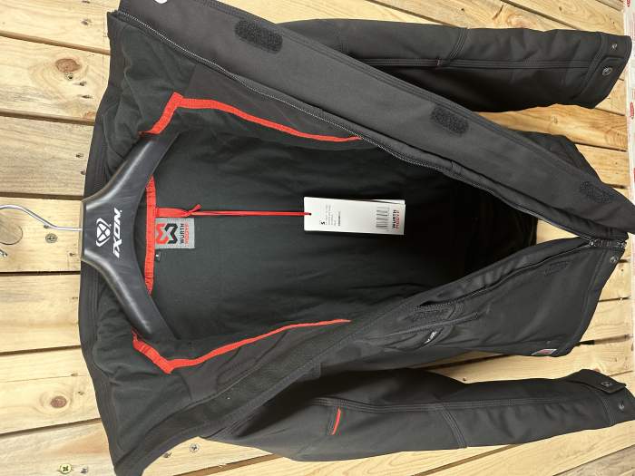 CHAQUETA T-S WURTH SOFTSHELL INVIERNO SCORPIUS