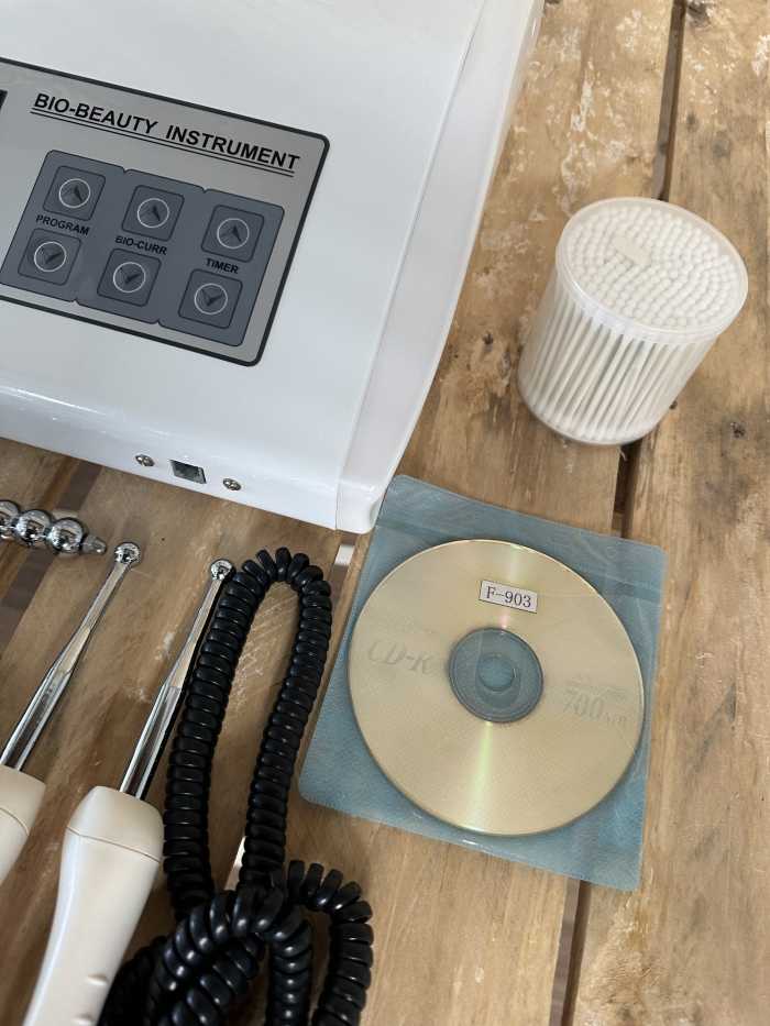 MAQUINA ALTA FREQUENCIA F-903 - QrBox.es