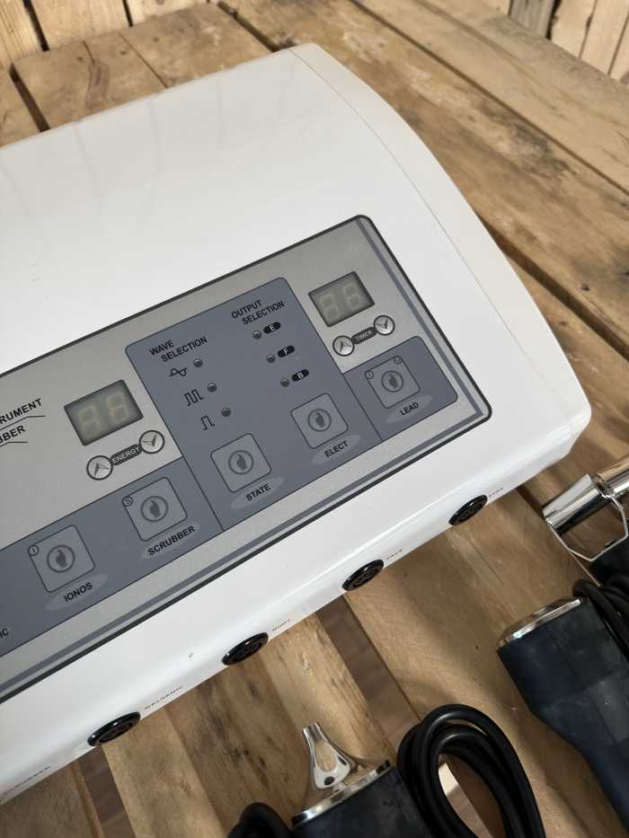 MAQUINA BELLEZA 3 EN 1 F-906 - QrBox.es