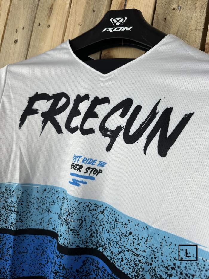 CAMISETA L SHOT STRIPE BLUE