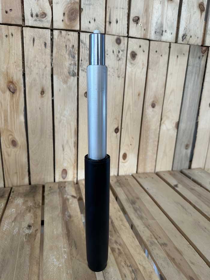 PISTON DE GAS NEGRO CORTO/C - QrBox.es