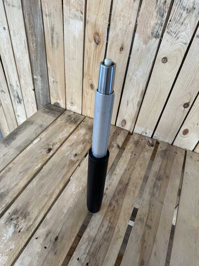PISTON DE GAS NEGRO CORTO/C - QrBox.es
