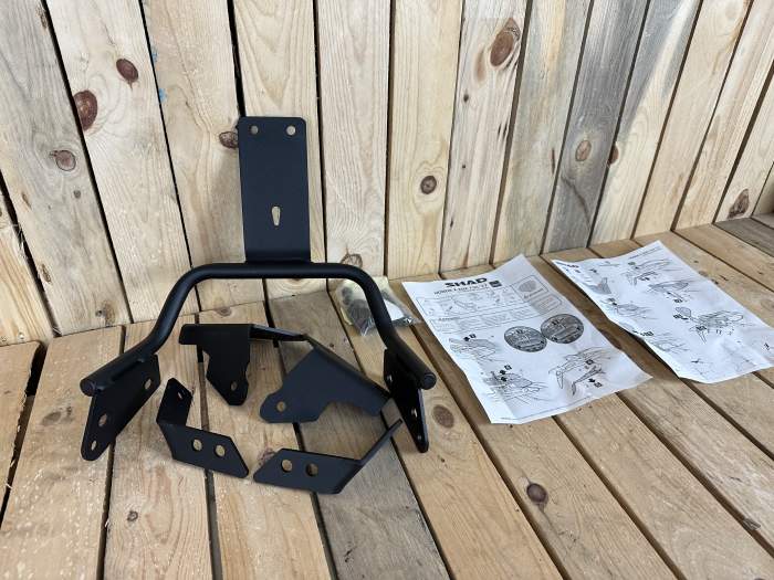 KIT FIJACION RESPALDO SHAD H0XD77RV