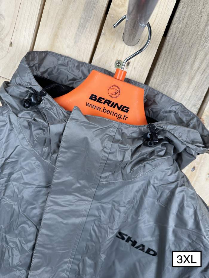 CHAQUETA DE LLUVIA SHAD