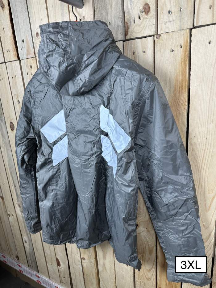CHAQUETA DE LLUVIA SHAD