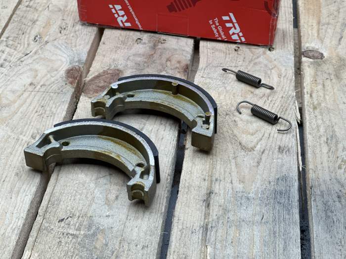ZAPATAS DE FRENO TRW MOTO MSC962