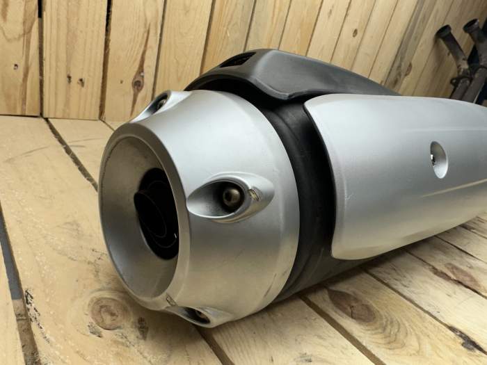 ESCAPE ORIGINAL YAMAHA TMAX 530