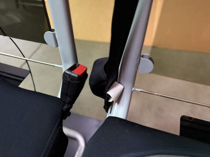 EXPOSITOR PARA SILLAS DE COCHE - QrBox.es