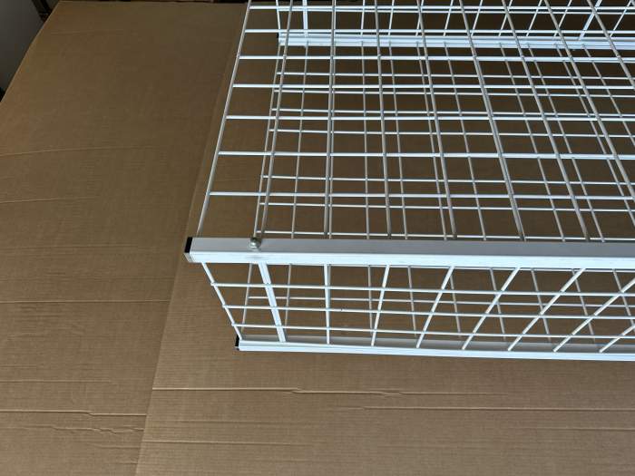 JAULA DE PELOTAS PARA TIENDA