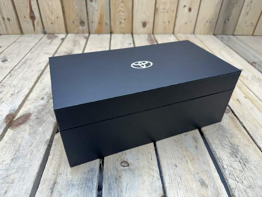 CAJA DE BIENVENIDA TOYOTA C-HR SPORT