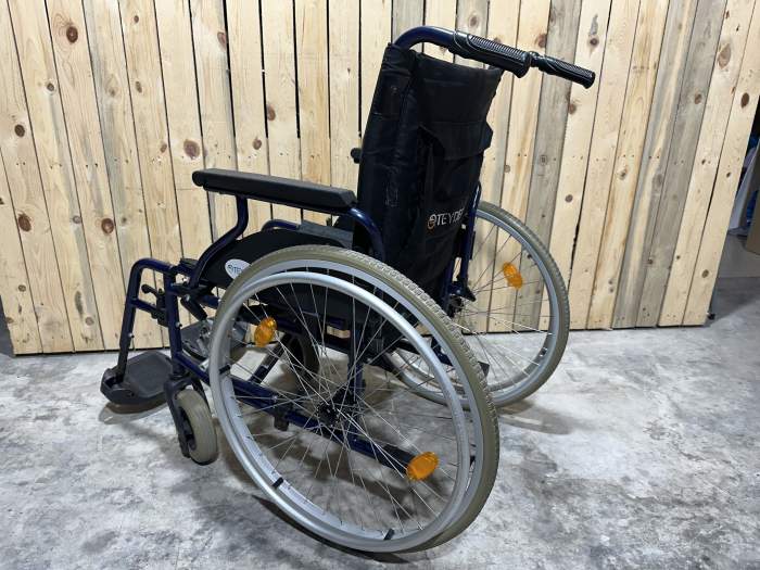SILLA DE RUEDAS PLEGABLE