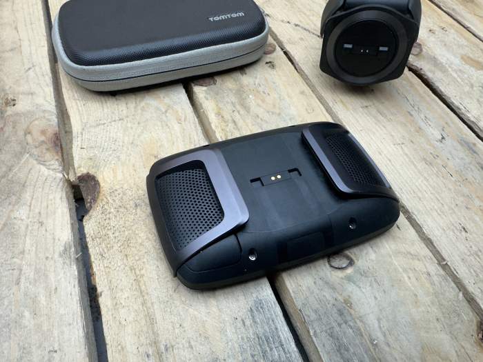 GPS TOMTOM RIDER 550 CON FUNDA Y SOPORTE