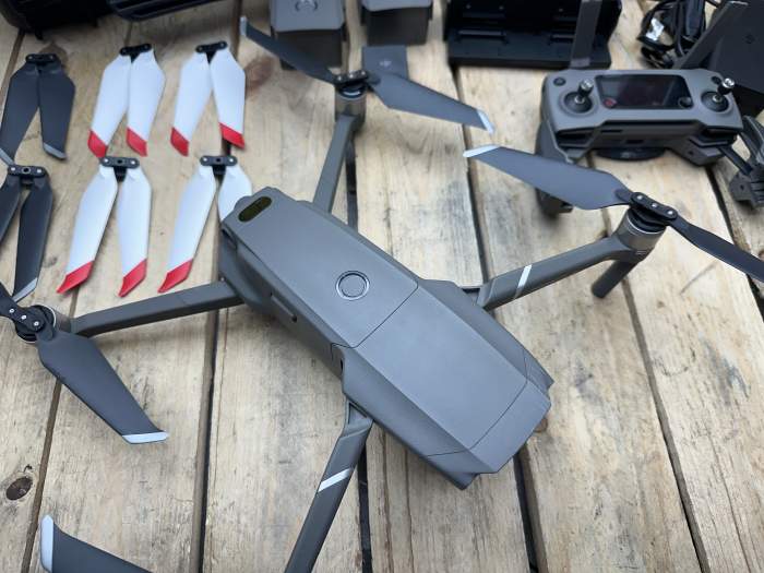 DRON DJI MAVIC 2 PRO FLY MORE KIT - QrBox.es