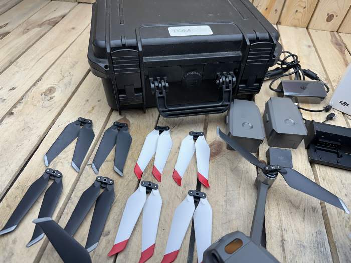 DRON DJI MAVIC 2 PRO FLY MORE KIT - QrBox.es