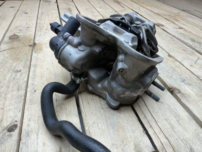 CULATA PIAGGIO BEVERLY 350 COMPLETA