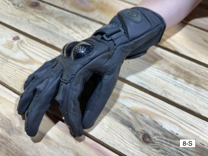 GUANTES T-S DE MOTO GARIBALDI CARBONO