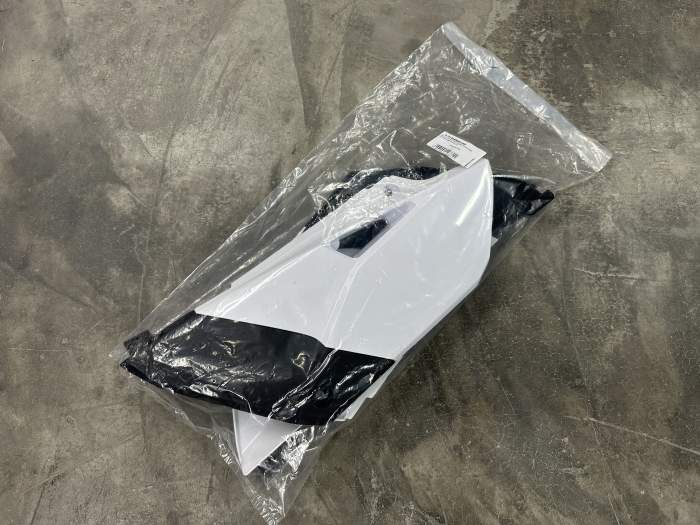 TAPAS LATERALES BLANCAS YAMAHA YZ85 2015-2025