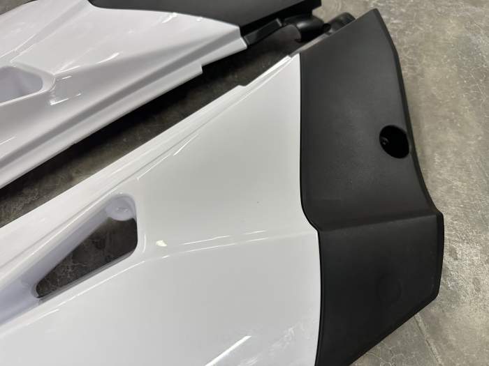 TAPAS LATERALES BLANCAS YAMAHA YZ85 2015-2025