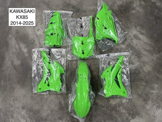 KIT PLASTICOS UFO KAWASAKI KX85 2014-2025 FLUOR