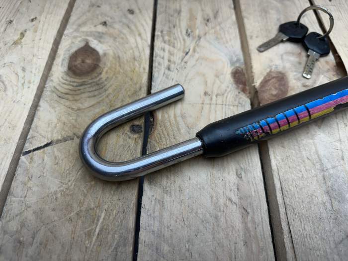 PITON ANTIRROBO VOLANTE EXTENSIBLE 73CM