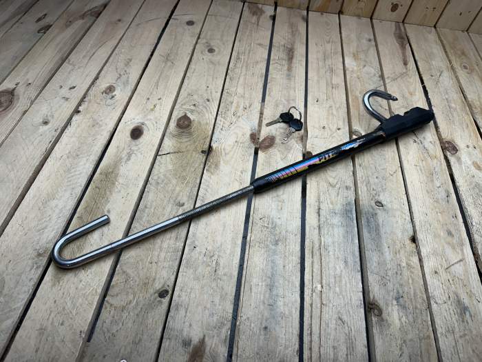 PITON ANTIRROBO VOLANTE EXTENSIBLE 73CM