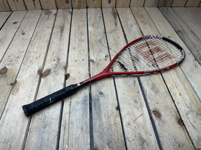 RAQUETA SQUASH WILSON TITANIUM POWER