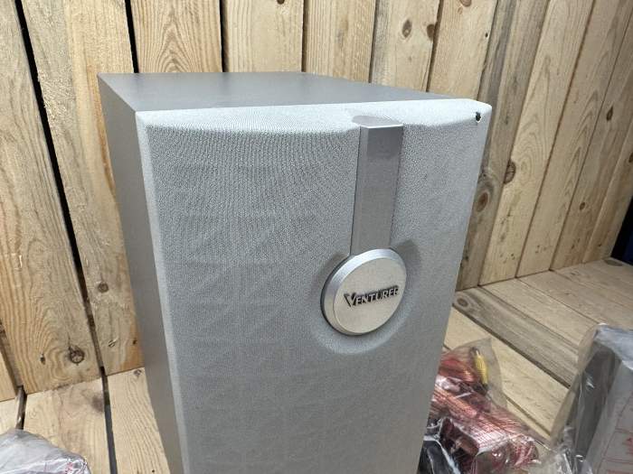EQUIPO DE SONIDO VENTURER