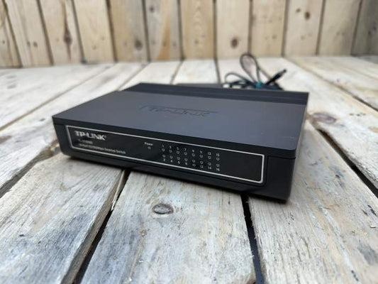 SWITCH TP-LINK TL-SF1016D 16 PUERTOS